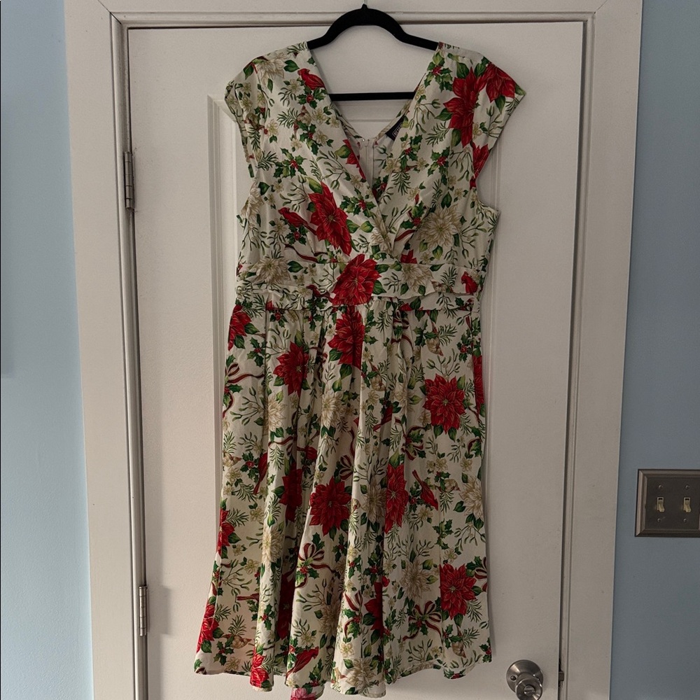 Poinsettia Floral Print Dress